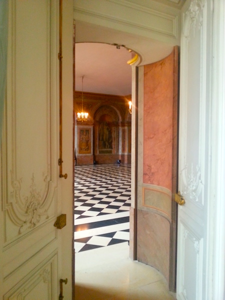 View into the Salle des Hoquetons from Mme Adélaïde's grand cabinet. 